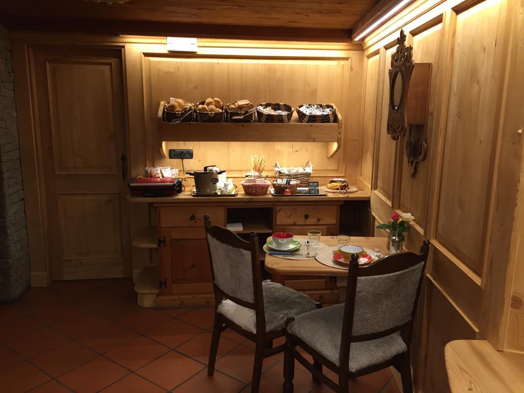 姆布雷格雷特酒店 布勒伊-切尔维尼亚 外观 照片